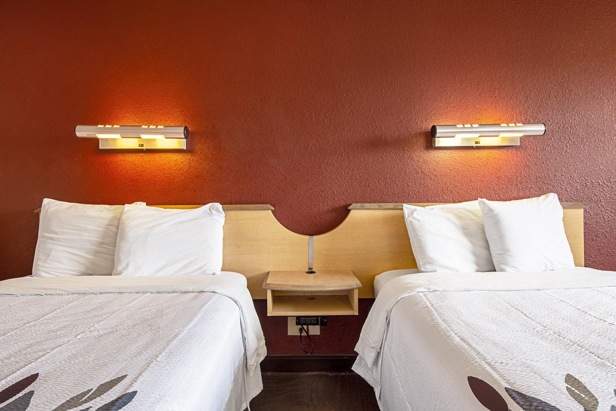 Red Roof Inn Johnson City Bagian luar foto